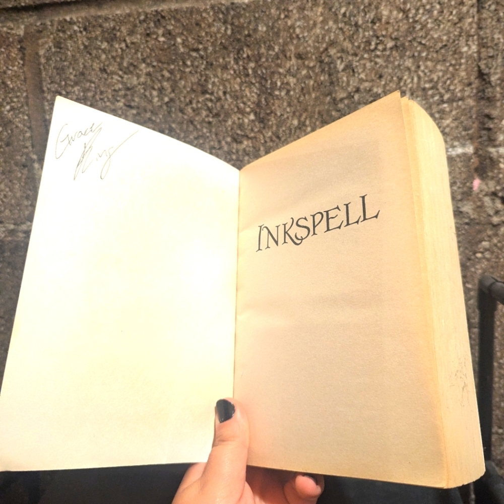 Inkheart + Inkspell book bundle - Picture 4 of 4